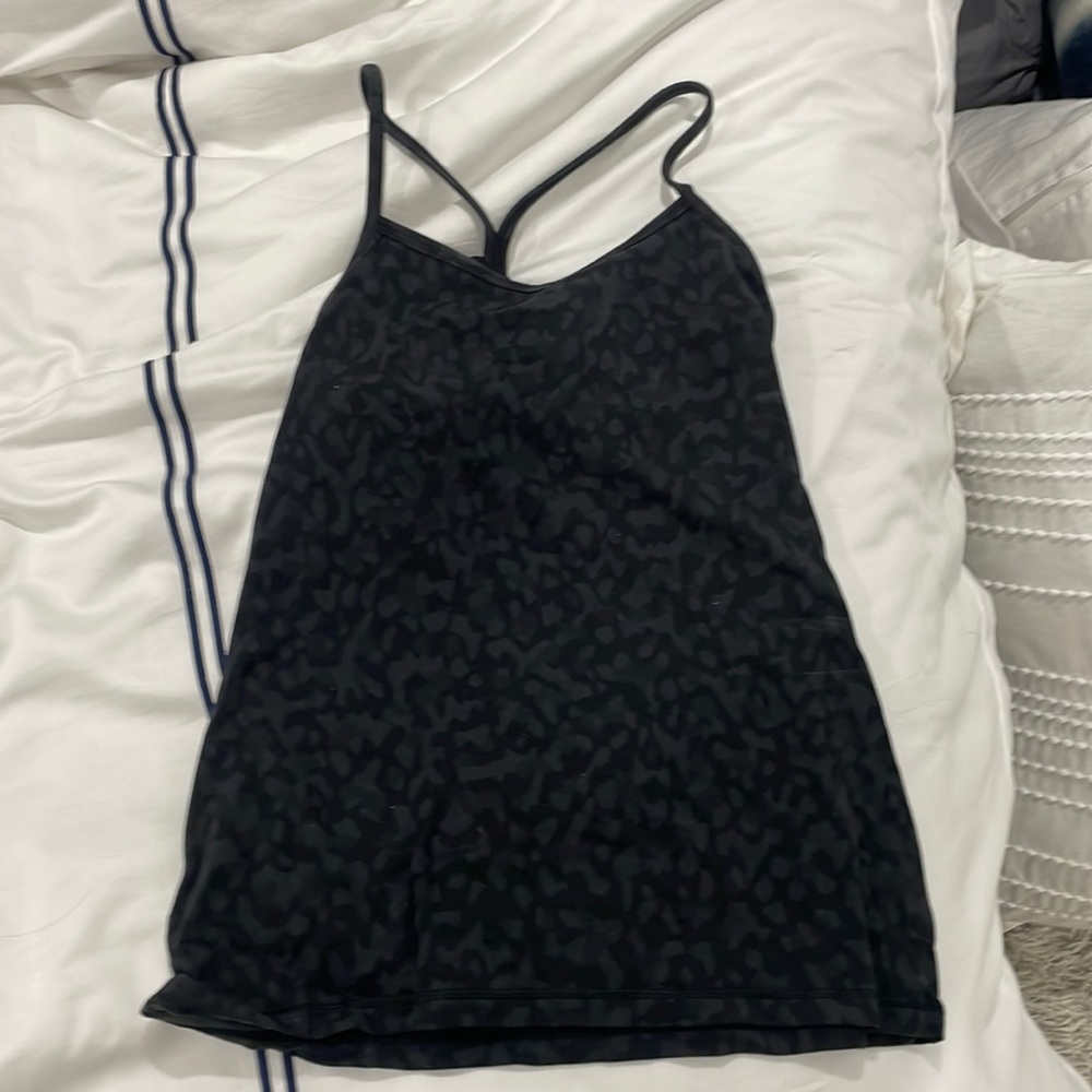 Lululemon- Women’s Power Y Tank Size 4